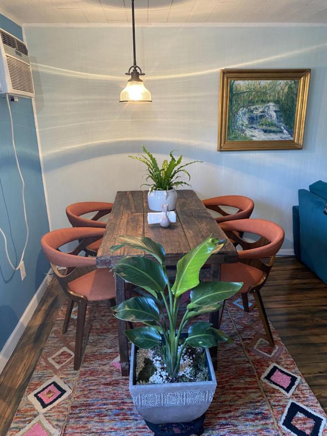 布卢明顿Boho-Chic Travel Pad - Unit 2公寓 外观 照片