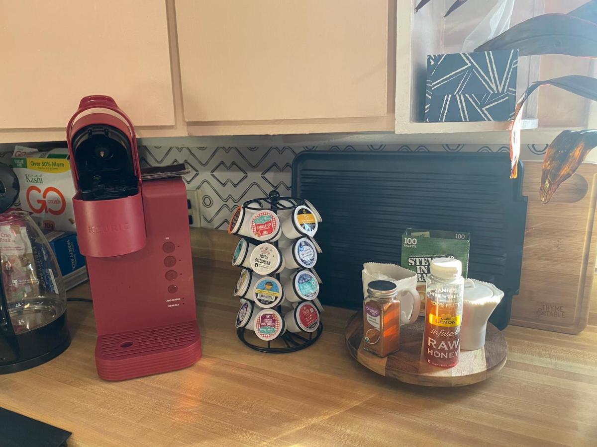 布卢明顿Boho-Chic Travel Pad - Unit 2公寓 外观 照片